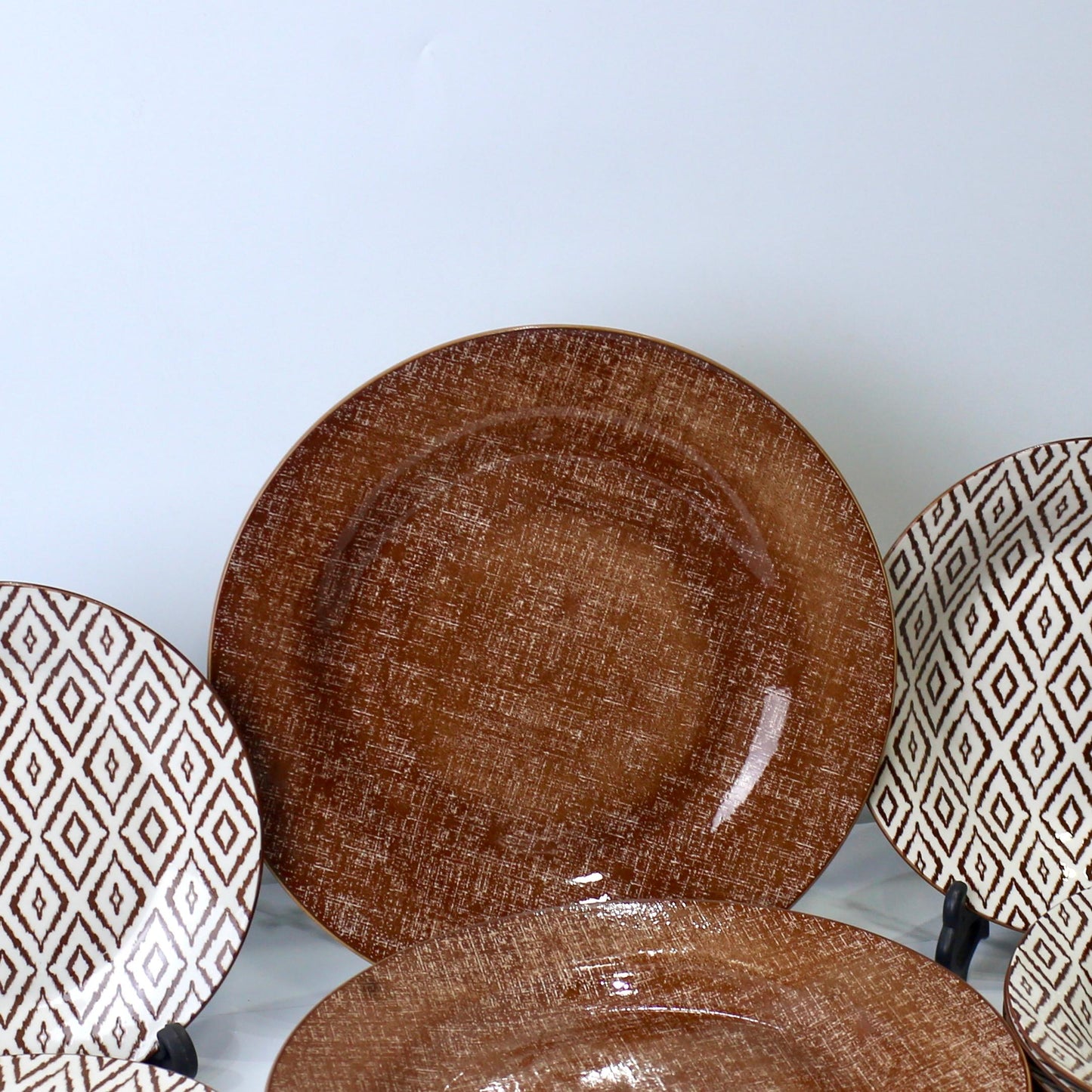 18-Piece Brown and White Ceramic Plates Set