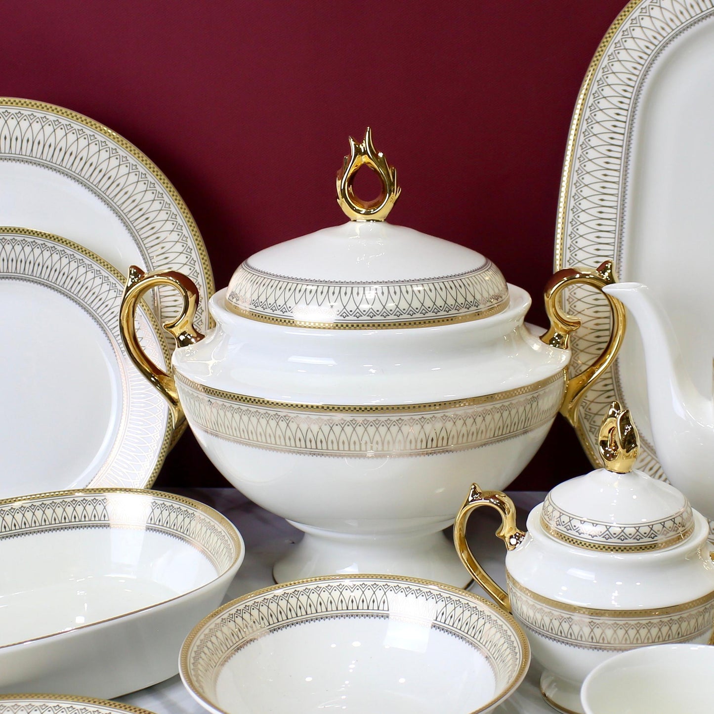 Luxury 61-Piece Bone China Dinner Set - Premium Gold-Trimmed Dinnerware