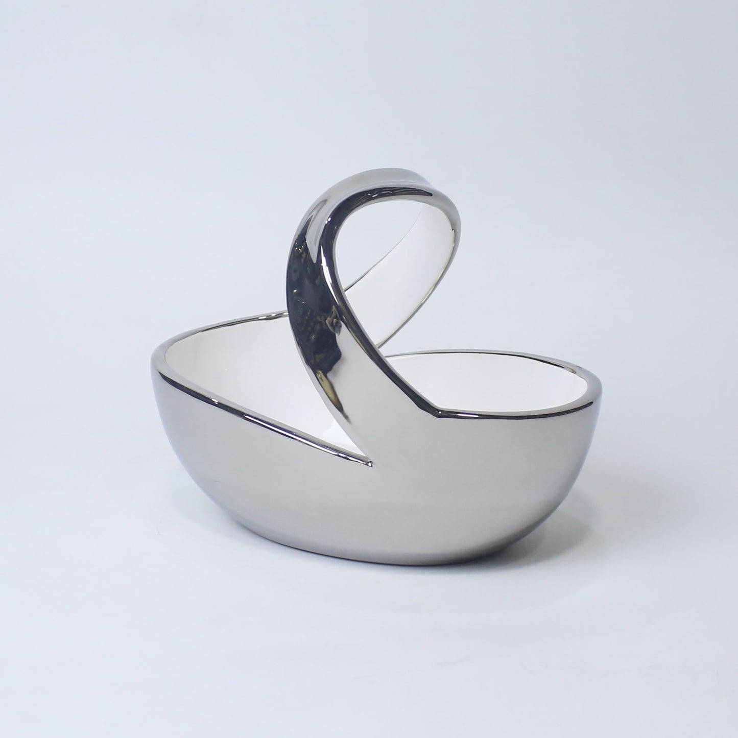 Elegant 9-Inch Ceramic Decorative Bowl with Handle – Golden & Silver | Imperial Nest