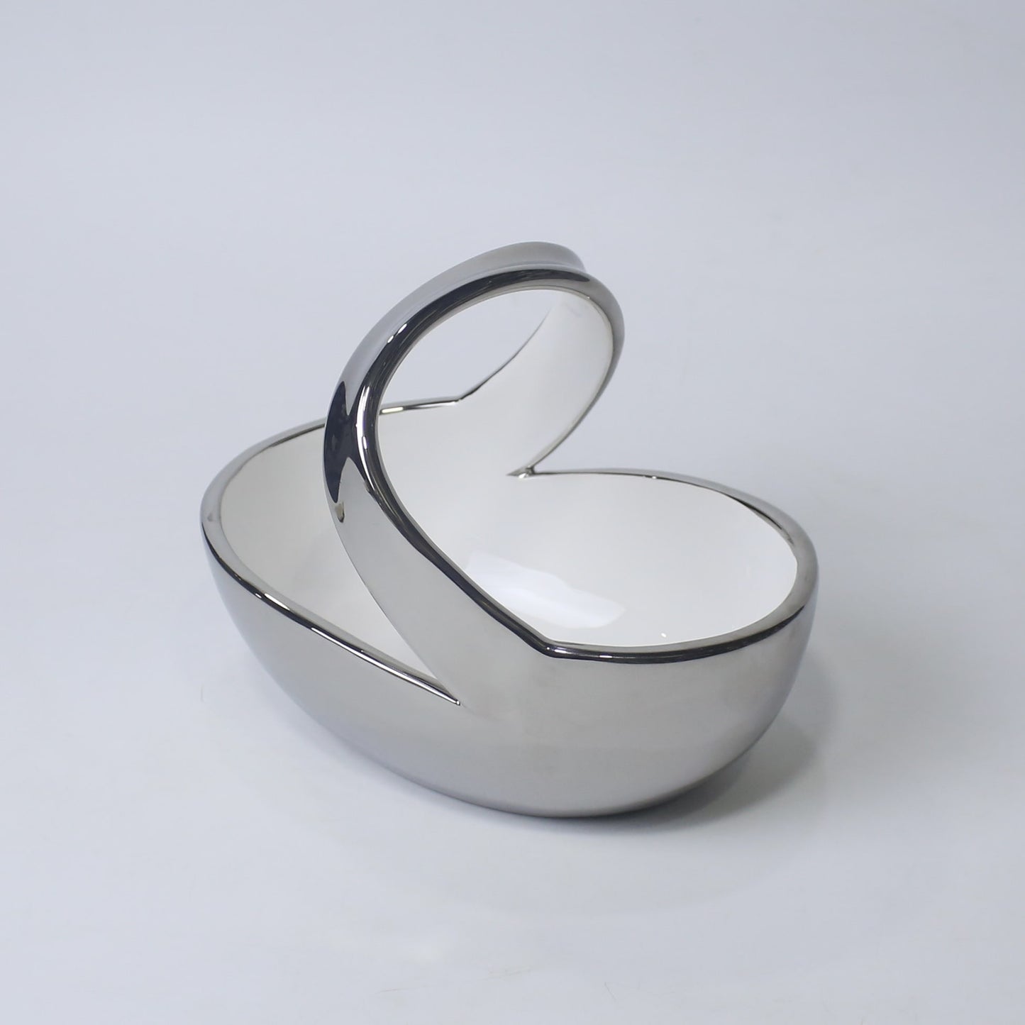 Elegant 9-Inch Ceramic Decorative Bowl with Handle – Golden & Silver | Imperial Nest