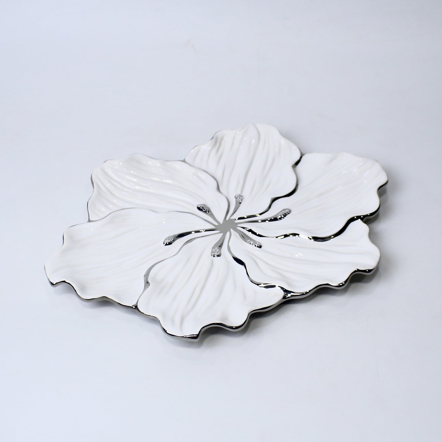 Lily Oval Ceramic Platter – 15" Floral Serving Plate in Gold & Silver | Imperial Nest
