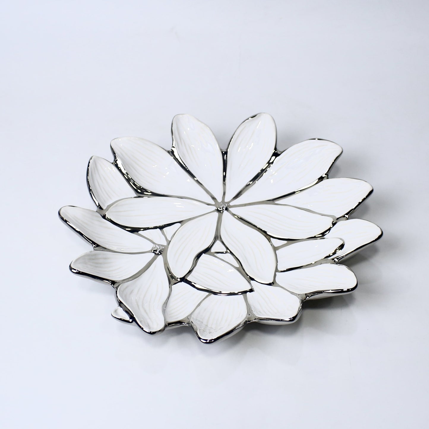 Petal Design Ceramic Bowl – 13.25" Decorative Fruit or Snack Dish | Gold & Silver Finish