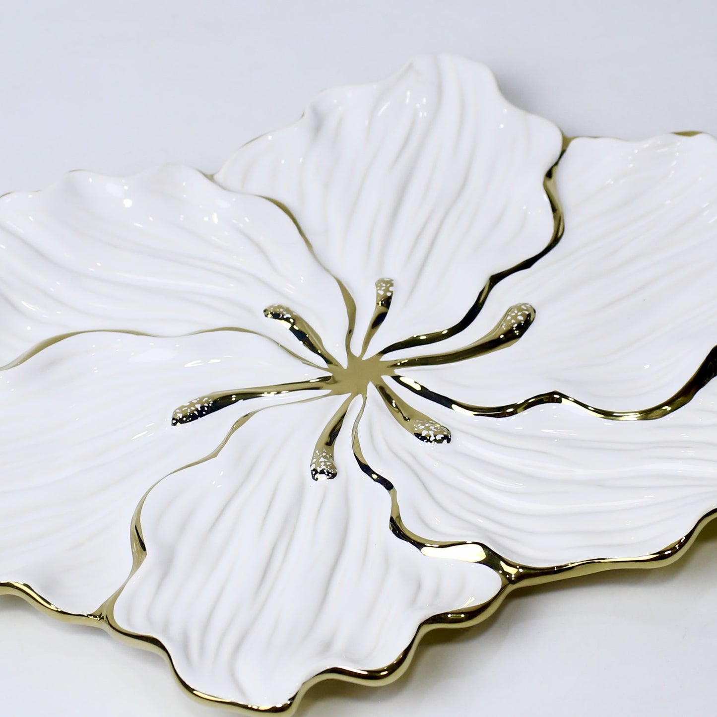 Lily Oval Ceramic Platter – 15" Floral Serving Plate in Gold & Silver | Imperial Nest