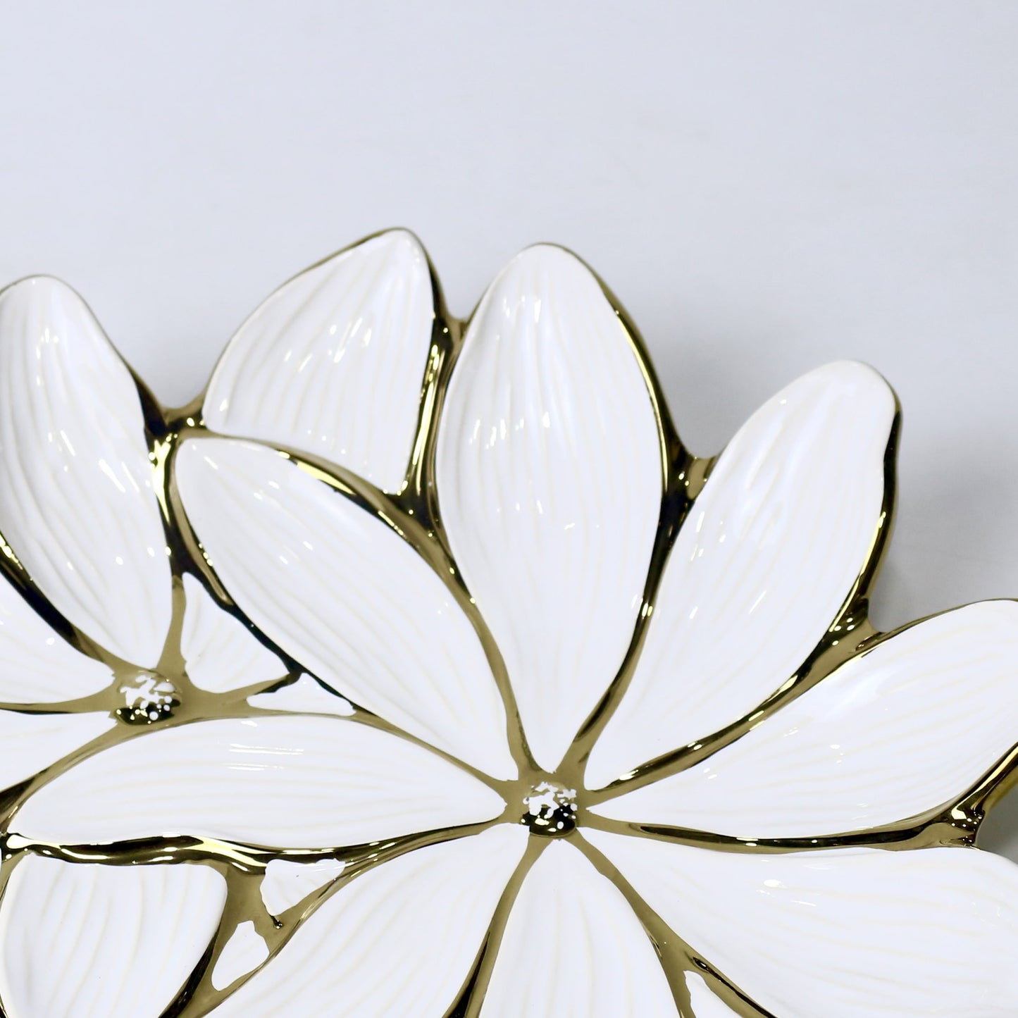 Petal Design Ceramic Bowl – 13.25" Decorative Fruit or Snack Dish | Gold & Silver Finish