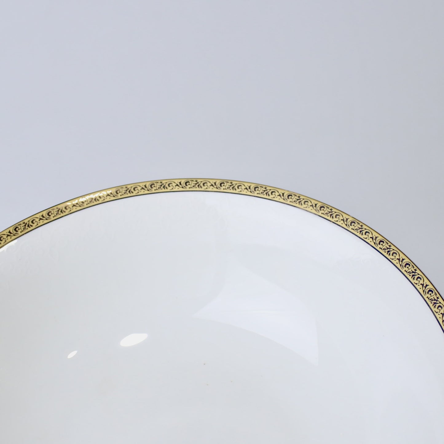 Porcelain Bone China Serving Bowl – 9 Inch | Elegant Dinnerware