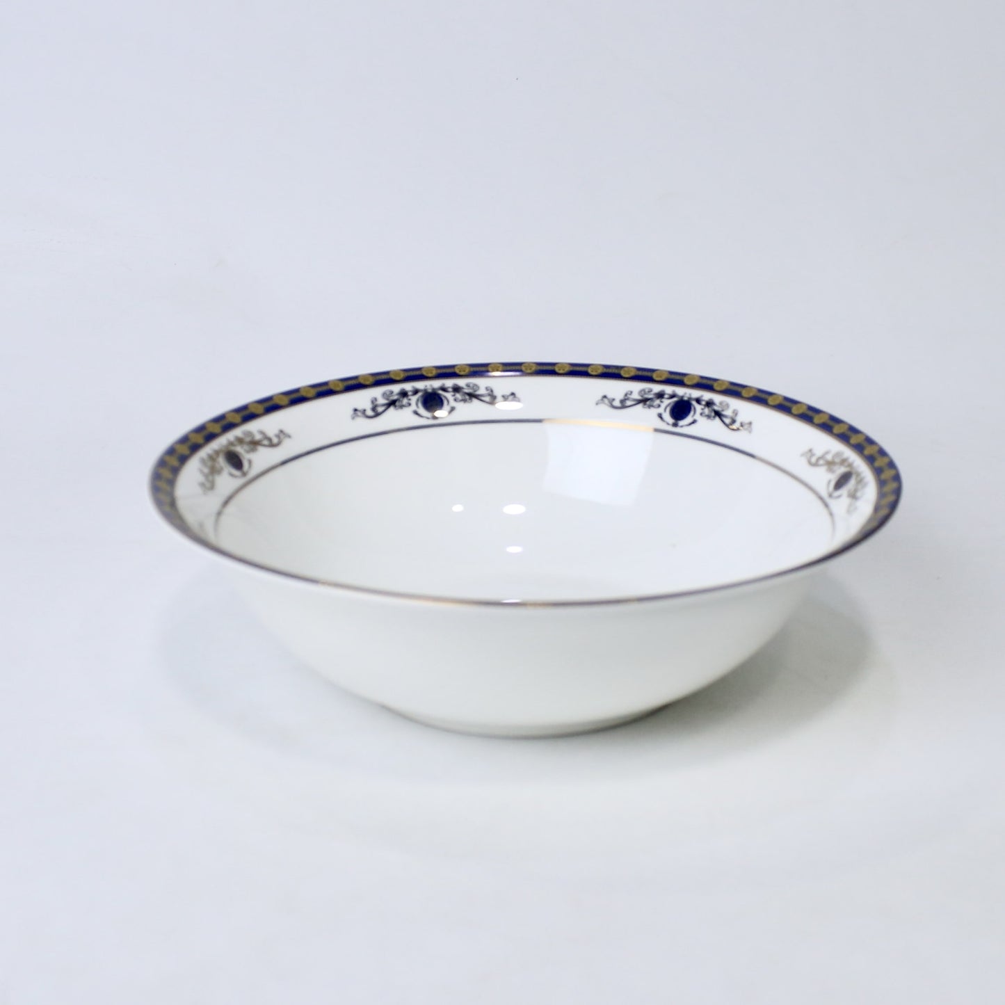 Porcelain Bone China Serving Bowl – 9 Inch | Elegant Dinnerware
