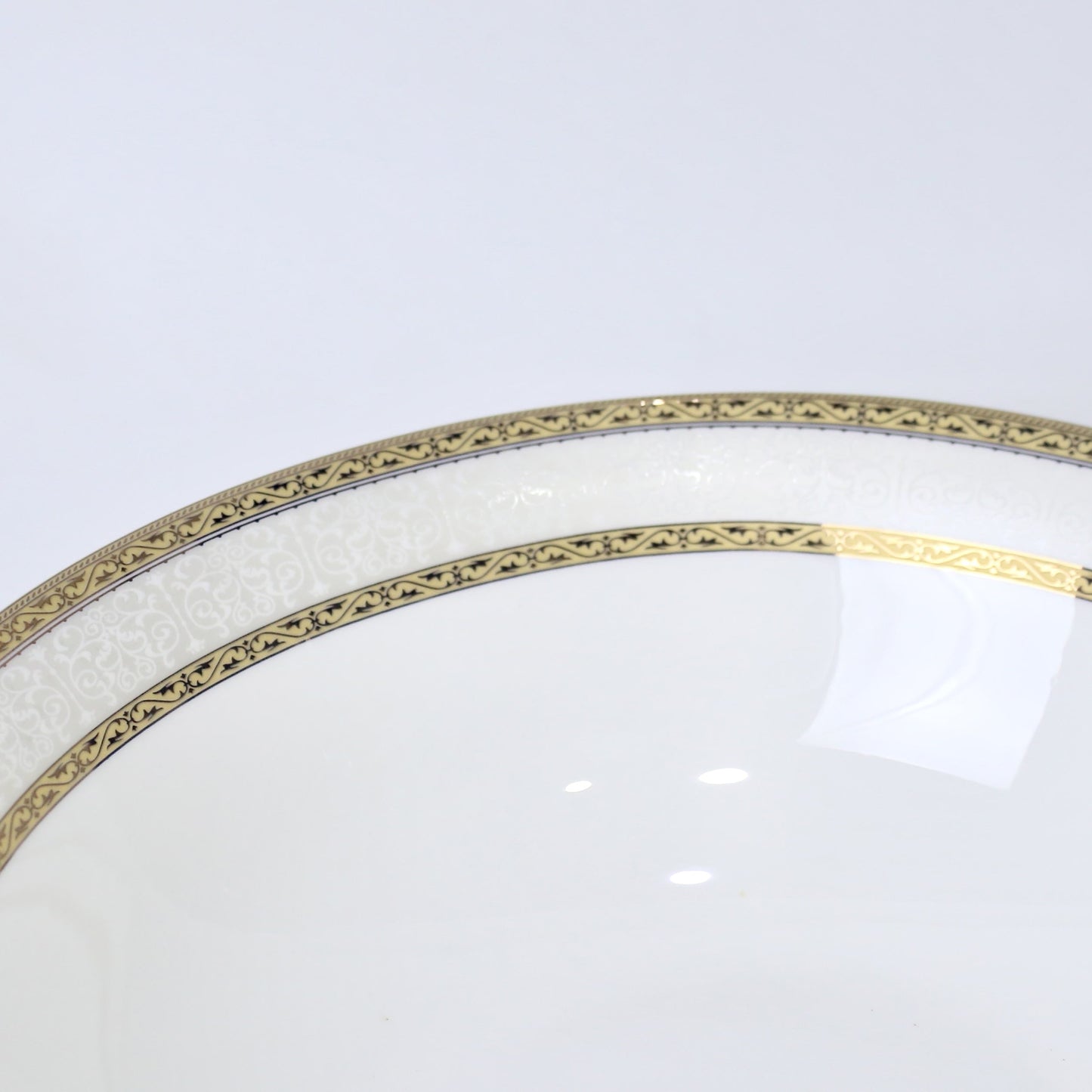 Porcelain Bone China Serving Bowl – 9 Inch | Elegant Dinnerware