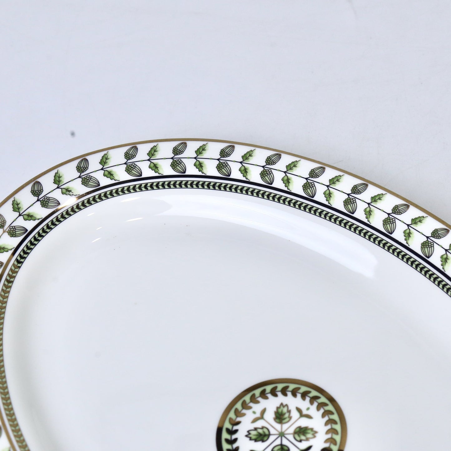 14 Inch Porcelain Bone China Oval Serving Dish – Durable & Elegant Design