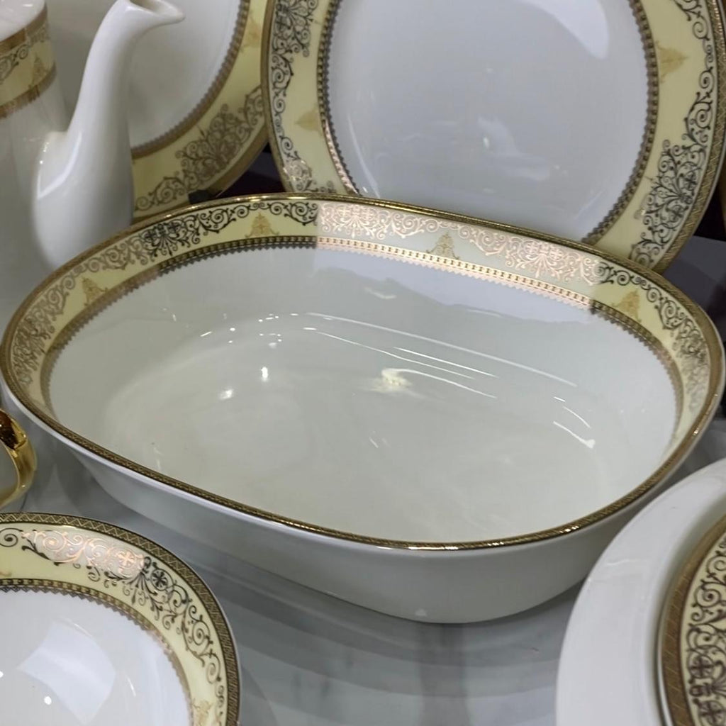 Luxury 61-Piece Bone China Dinner Set - Elegant Tableware for Special Occasions