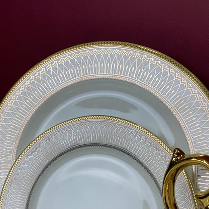 Luxury 61-Piece Bone China Dinner Set - Premium Gold-Trimmed Dinnerware