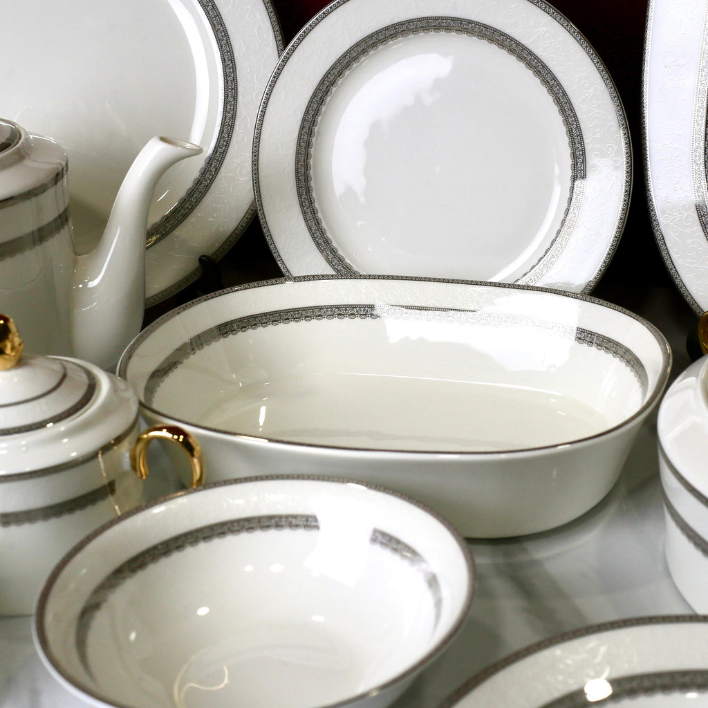Luxurious 61-Piece Bone China Dinner Set – White & Gray Fine Tableware