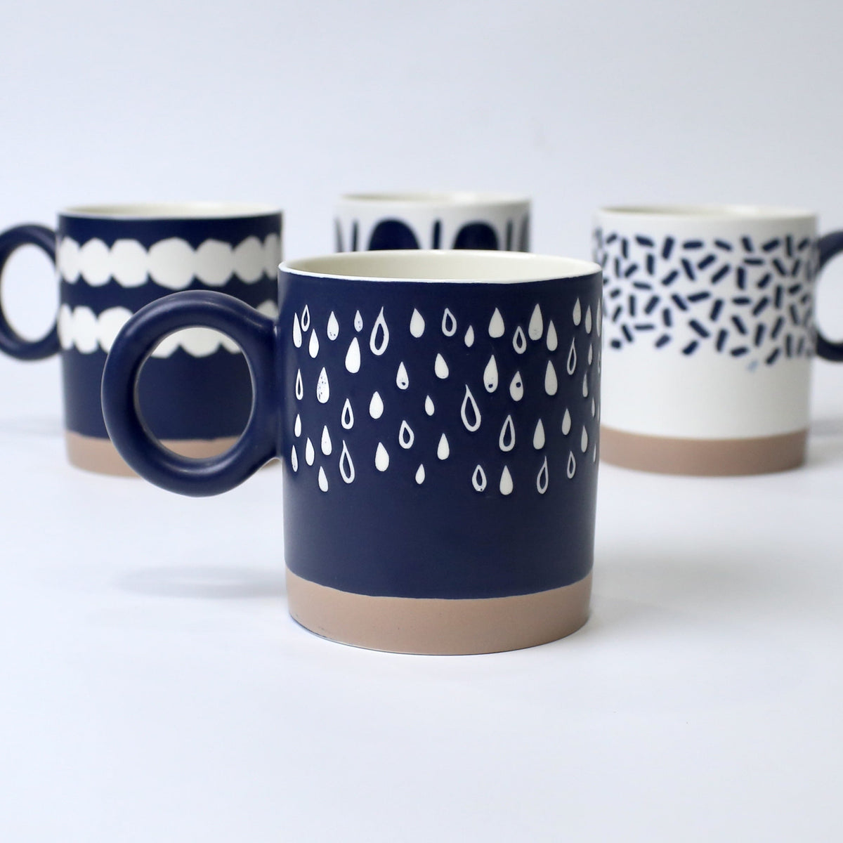 Set of 4 Ocean Drop Ceramic Mugs – Artistic Round Handle Cups | Imperial Nest