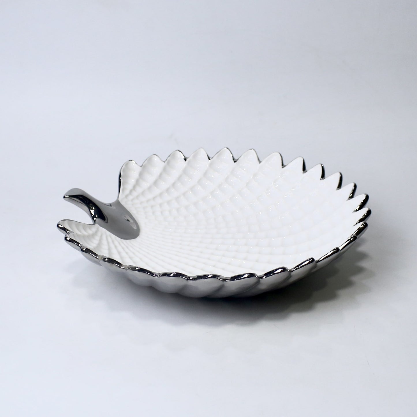 13" Ceramic Leaf Bowl with Handle – Gold & Silver Finish | Elegant Serveware
