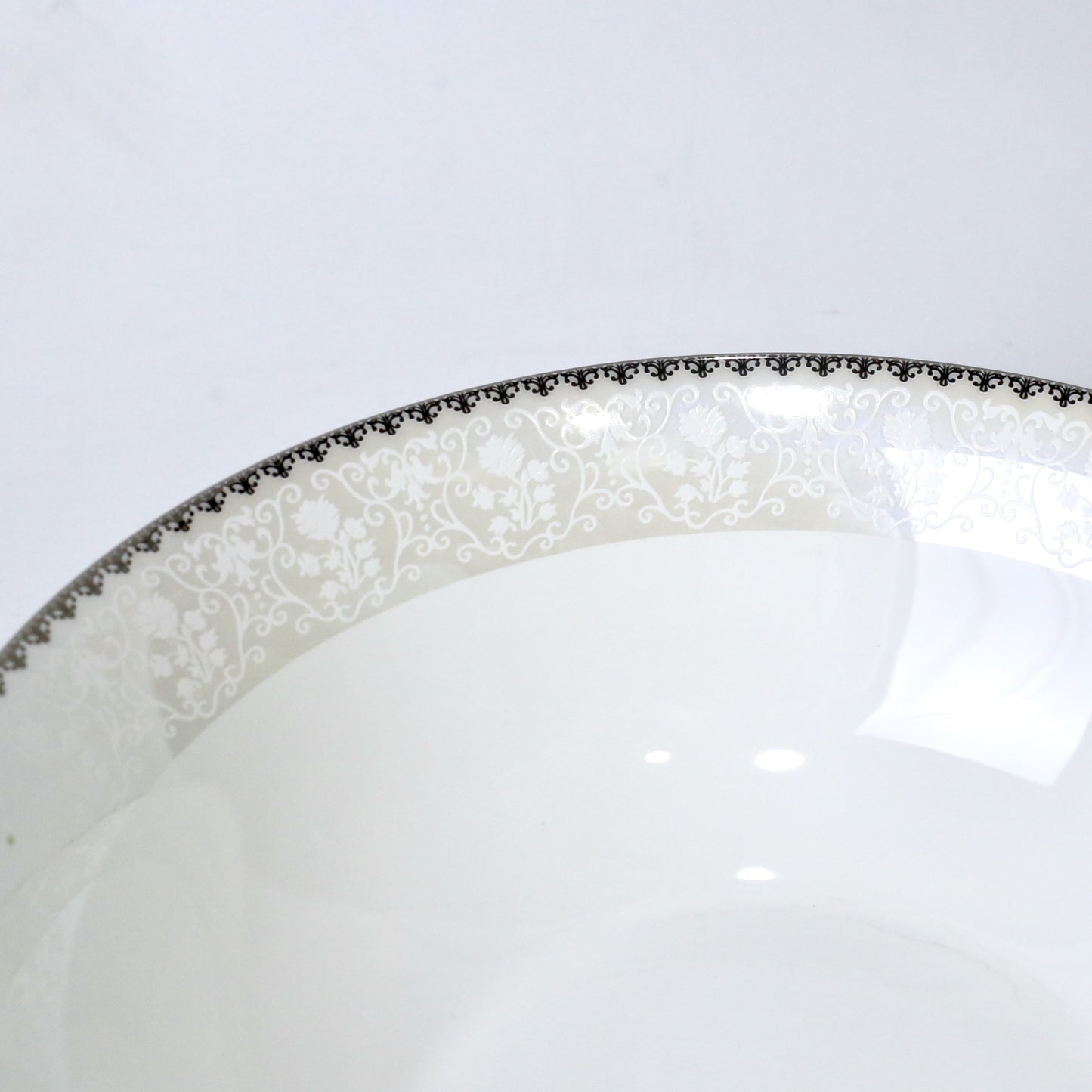 Porcelain Bone China Serving Bowl – 9 Inch | Elegant Dinnerware