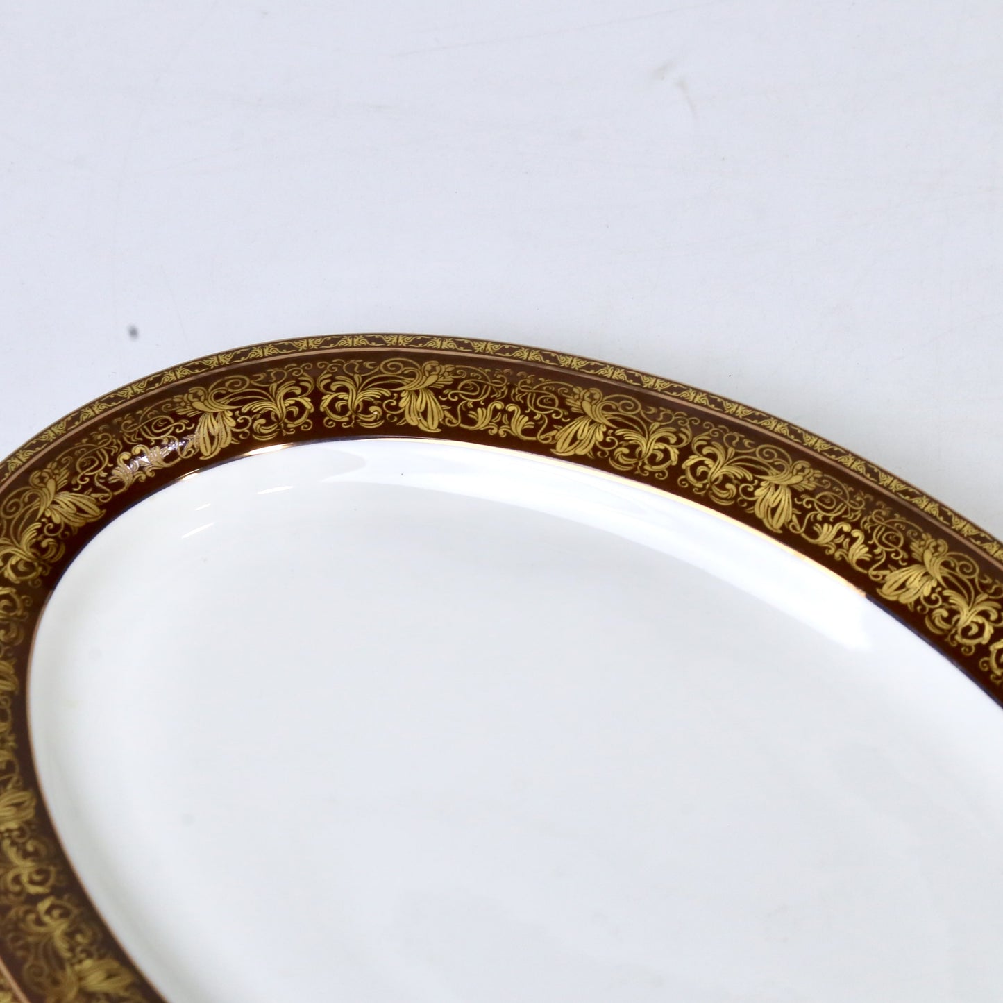 14 Inch Porcelain Bone China Oval Serving Dish – Durable & Elegant Design