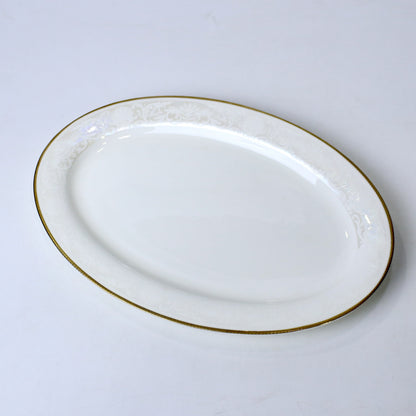 14 Inch Porcelain Bone China Oval Serving Dish – Durable & Elegant Design
